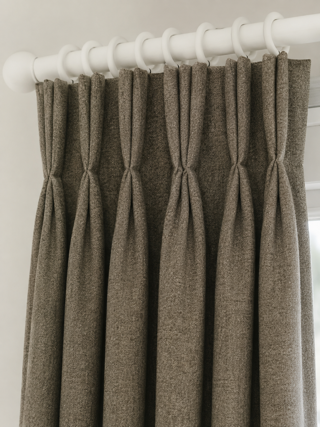 Hand sewn double pleat heading curtain heading