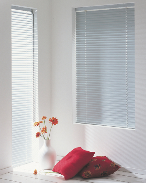 Venetian blinds - metal blind style